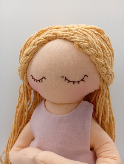 Muñeca MiYogi "Loto" - RAICES con RITUAL y ACCESORIOS
