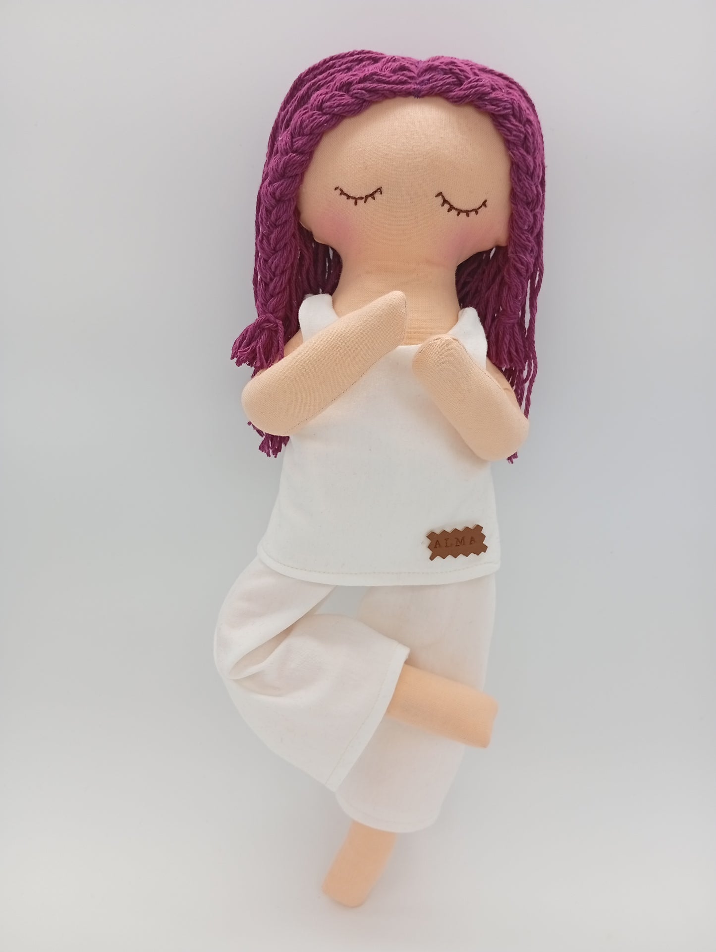 Muñeca MiYogi "Alma" - RAICES con RITUAL y ACCESORIOS